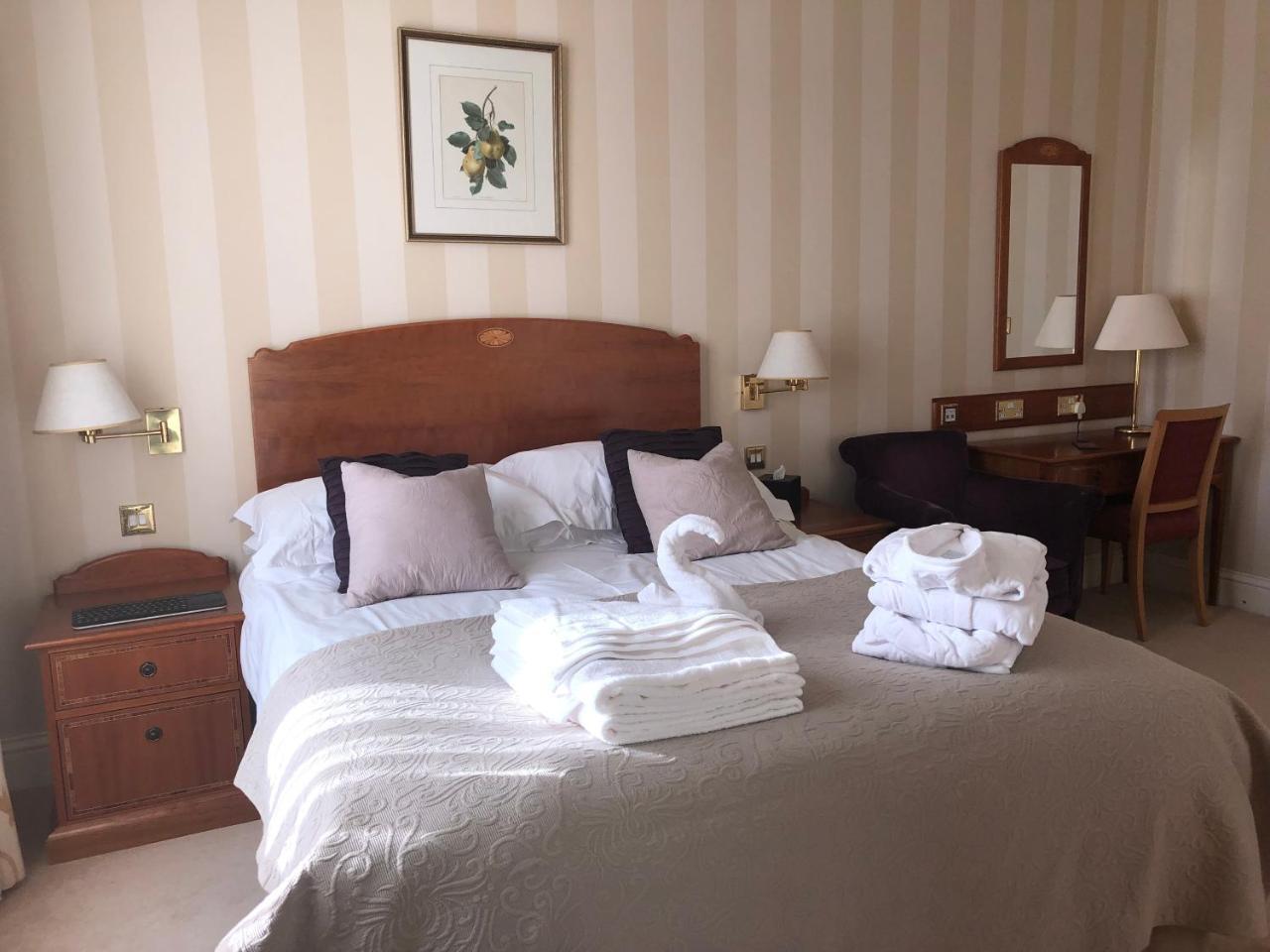 Cliff House Hotel Bournemouth Bagian luar foto